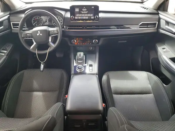JA4J3UA87RZ007005 2024 MITSUBISHI OUTLANDER - Image 8