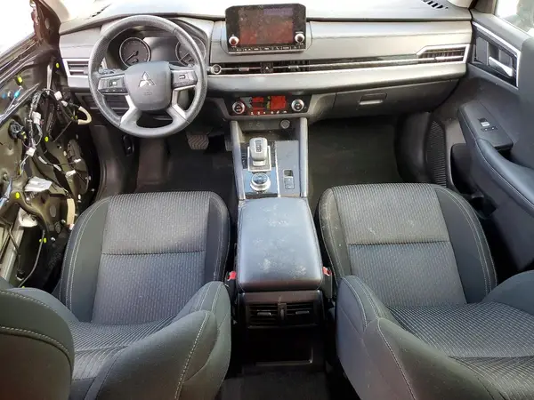 JA4J3UA87RZ046354 2024 MITSUBISHI OUTLANDER - Image 8