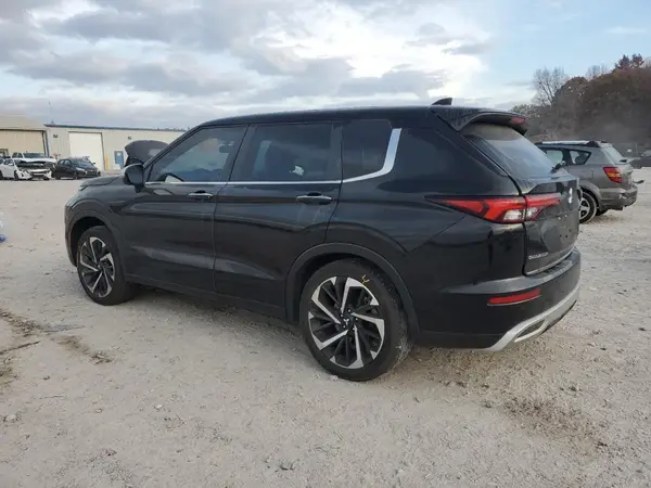 JA4J3UA88PZ009083 2023 MITSUBISHI OUTLANDER - Image 2