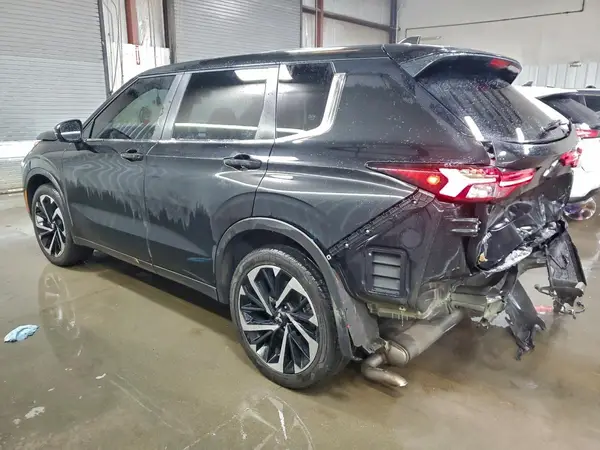 JA4J3UA88PZ009973 2023 MITSUBISHI OUTLANDER - Image 2