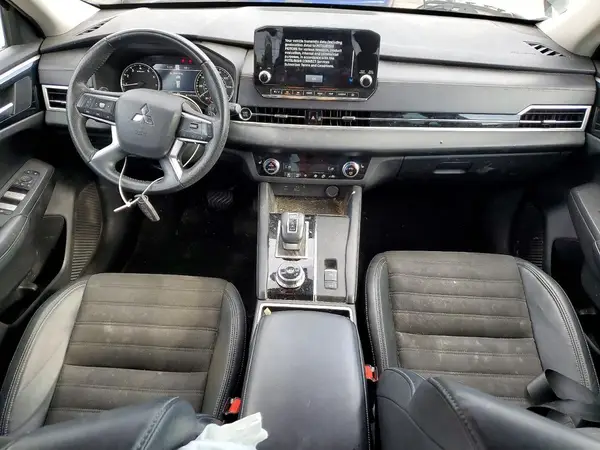 JA4J3UA88PZ019984 2023 MITSUBISHI OUTLANDER - Image 8