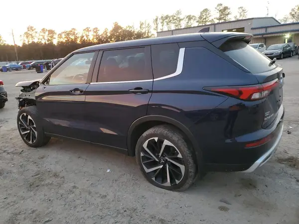 JA4J3UA88PZ022254 2023 MITSUBISHI OUTLANDER - Image 2