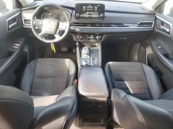 JA4J3UA88PZ041791 2023 MITSUBISHI OUTLANDER - Image 8