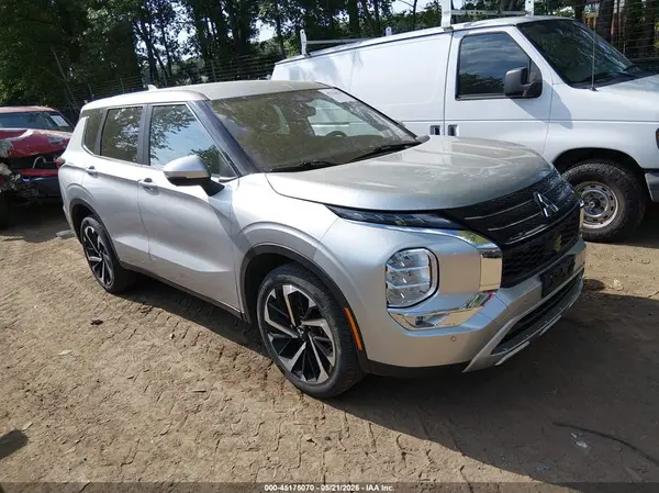 JA4J3UA88PZ051740 2023 MITSUBISHI OUTLANDER - Image 1