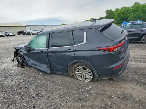 JA4J3UA88RZ054141 2024 MITSUBISHI OUTLANDER - Image 2