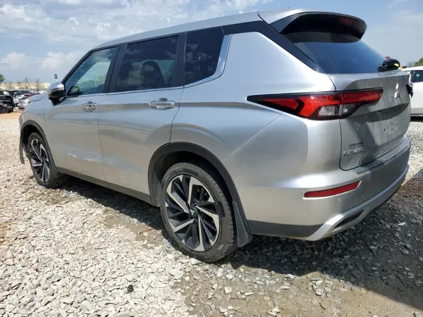 JA4J3UA89NZ014225 2022 MITSUBISHI OUTLANDER - Image 2