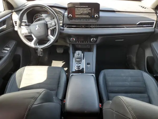 JA4J3UA89NZ014225 2022 MITSUBISHI OUTLANDER - Image 8