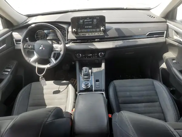 JA4J3UA89PZ012221 2023 MITSUBISHI OUTLANDER - Image 8