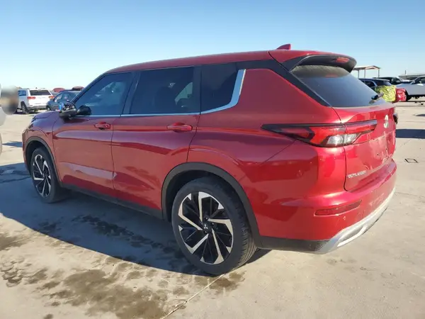 JA4J3UA8XNZ021734 2022 MITSUBISHI OUTLANDER - Image 2