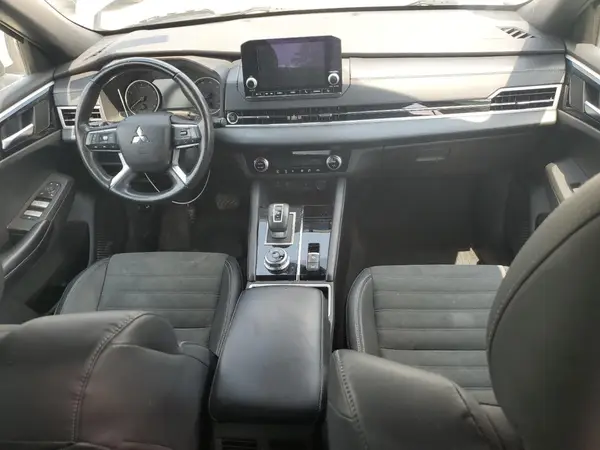 JA4J3UA8XNZ069959 2022 MITSUBISHI OUTLANDER - Image 8