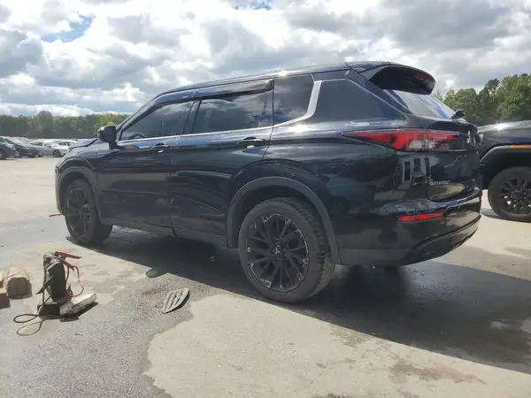 JA4J3UA8XNZ072585 2022 MITSUBISHI OUTLANDER - Image 2