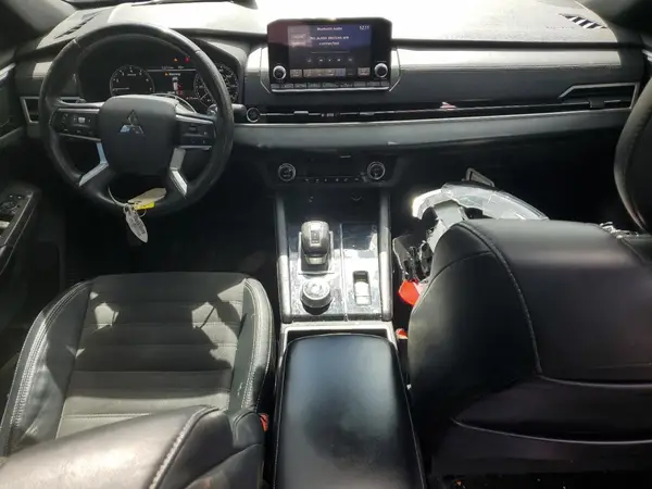JA4J3UA8XNZ072585 2022 MITSUBISHI OUTLANDER - Image 8