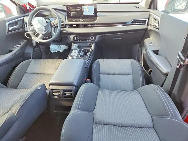 JA4J3UAB5TZ020564 2026 MITSUBISHI OUTLANDER - Image 8