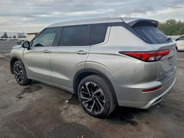 JA4J3VA80PZ025431 2023 MITSUBISHI OUTLANDER - Image 2