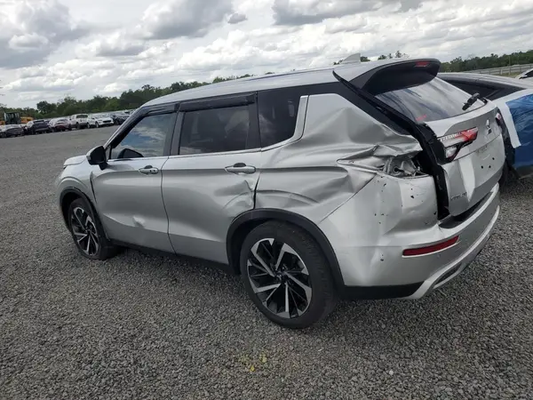 JA4J3VA80RZ011824 2024 MITSUBISHI OUTLANDER - Image 2