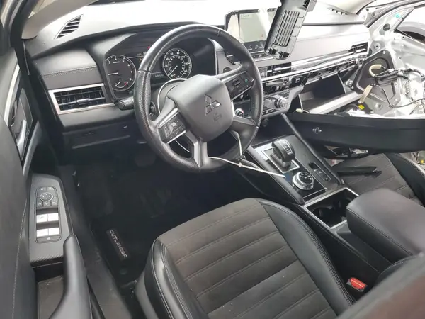 JA4J3VA80RZ011824 2024 MITSUBISHI OUTLANDER - Image 8