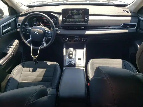 JA4J3VA80RZ014819 2024 MITSUBISHI OUTLANDER - Image 8