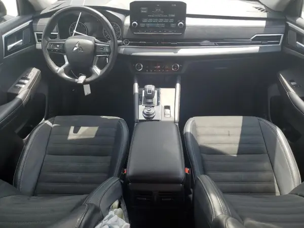 JA4J3VA80RZ045004 2024 MITSUBISHI OUTLANDER - Image 8