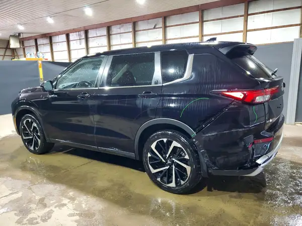 JA4J3VA80RZ068640 2024 MITSUBISHI OUTLANDER - Image 2