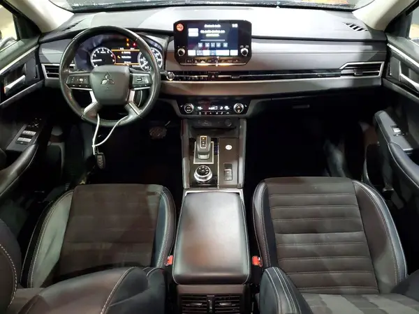 JA4J3VA80RZ068640 2024 MITSUBISHI OUTLANDER - Image 8