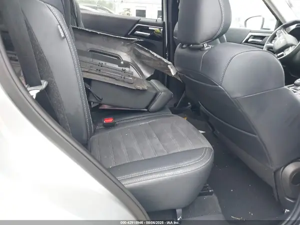 JA4J3VA80RZ086233 2024 MITSUBISHI OUTLANDER - Image 8