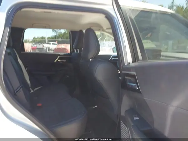 JA4J3VA80SZ045946 2025 MITSUBISHI OUTLANDER - Image 8