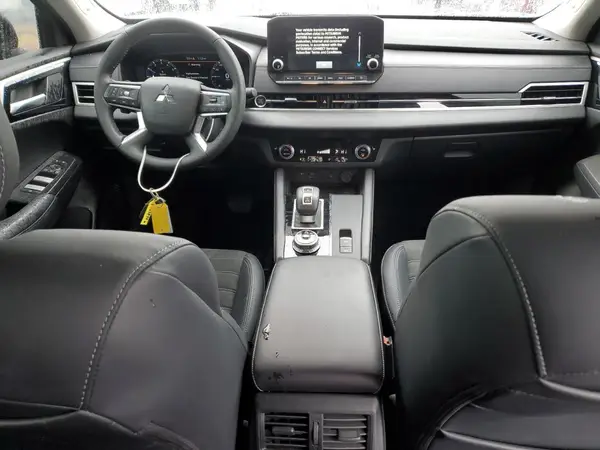 JA4J3VA81RZ008642 2024 MITSUBISHI OUTLANDER - Image 8