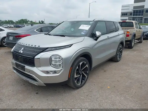 JA4J3VA81RZ012965 2024 MITSUBISHI OUTLANDER - Image 2