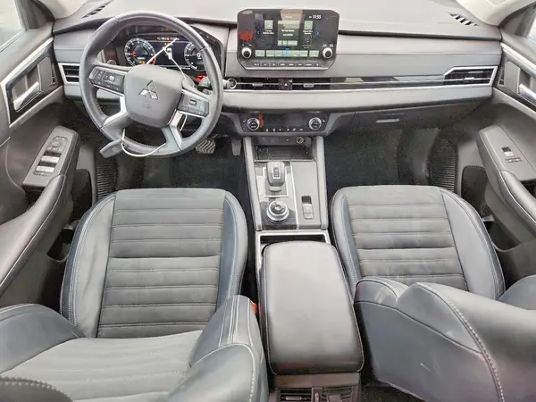JA4J3VA81RZ026803 2024 MITSUBISHI OUTLANDER - Image 8