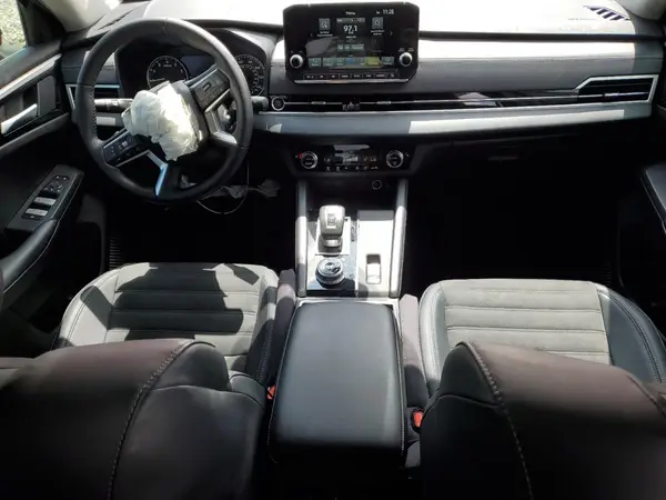 JA4J3VA81RZ043181 2024 MITSUBISHI OUTLANDER - Image 8