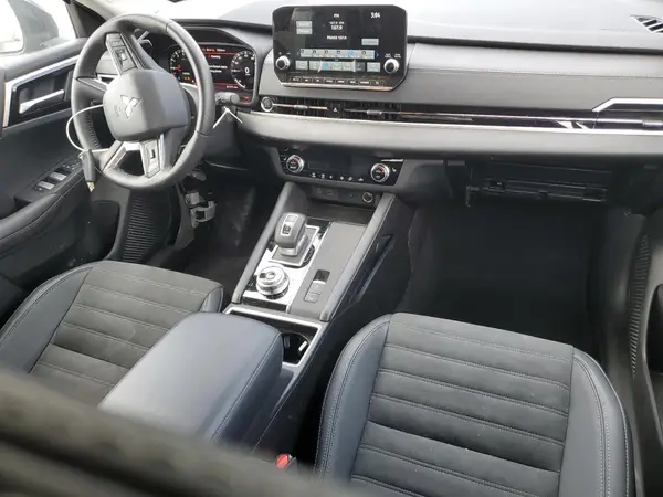 JA4J3VA81RZ057047 2024 MITSUBISHI OUTLANDER - Image 8
