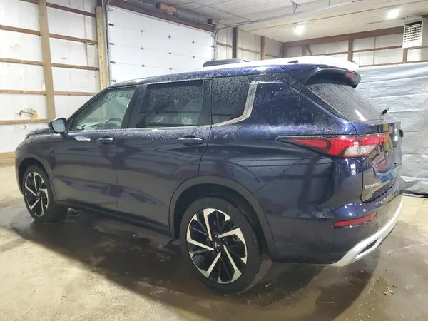 JA4J3VA81RZ073538 2024 MITSUBISHI OUTLANDER - Image 2