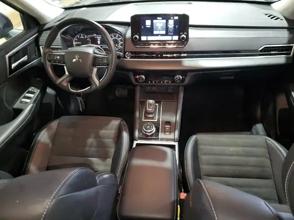JA4J3VA81RZ073538 2024 MITSUBISHI OUTLANDER - Image 8