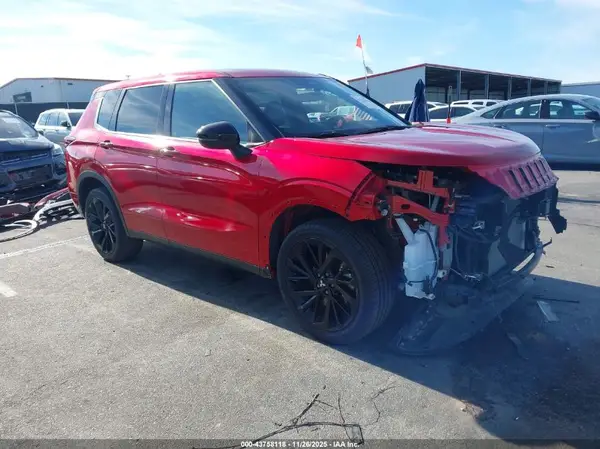 JA4J3VA81RZ084376 2024 MITSUBISHI OUTLANDER - Image 1