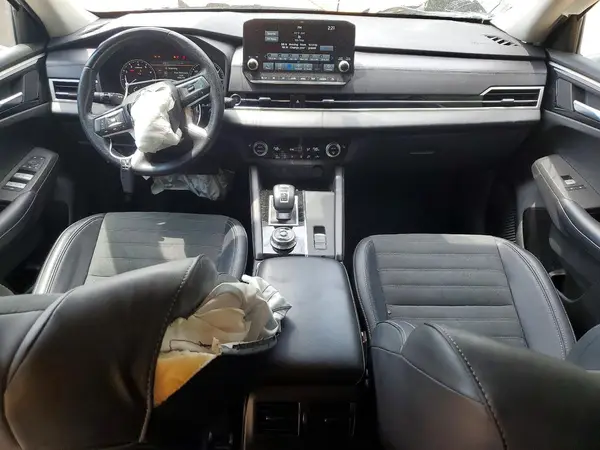 JA4J3VA81RZ088329 2024 MITSUBISHI OUTLANDER - Image 8