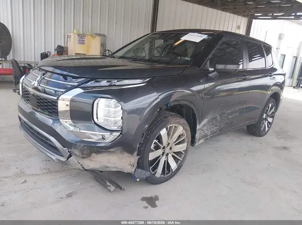 JA4J3VA81SZ026984 2025 MITSUBISHI OUTLANDER - Image 2