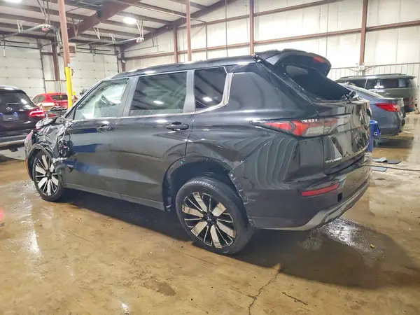 JA4J3VA81SZ057037 2025 MITSUBISHI OUTLANDER - Image 2