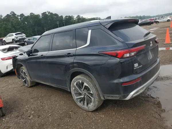 JA4J3VA82PZ061752 2023 MITSUBISHI OUTLANDER - Image 2