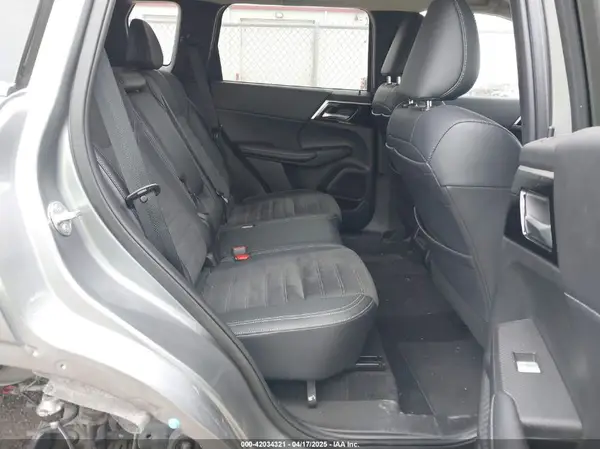 JA4J3VA82RZ011257 2024 MITSUBISHI OUTLANDER - Image 8
