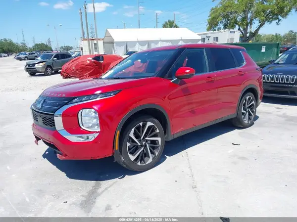 JA4J3VA82RZ016832 2024 MITSUBISHI OUTLANDER - Image 2