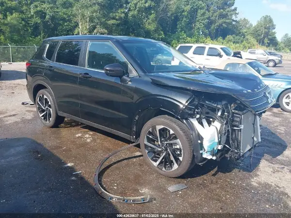 JA4J3VA82RZ024252 2024 MITSUBISHI OUTLANDER - Image 1