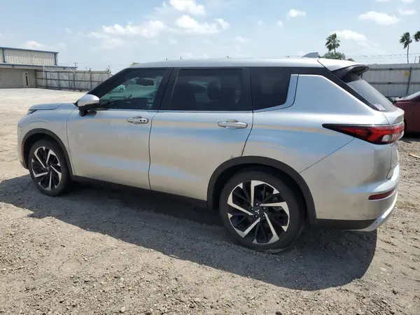 JA4J3VA82RZ035364 2024 MITSUBISHI OUTLANDER - Image 2