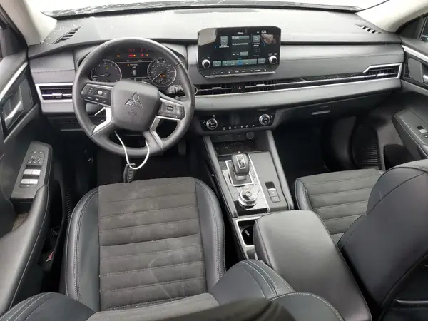 JA4J3VA82RZ047014 2024 MITSUBISHI OUTLANDER - Image 8