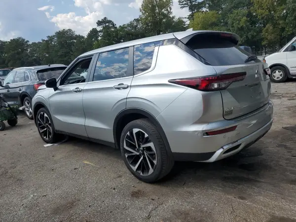 JA4J3VA82RZ086511 2024 MITSUBISHI OUTLANDER - Image 2