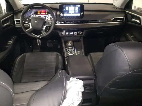 JA4J3VA82RZ089070 2024 MITSUBISHI OUTLANDER - Image 8