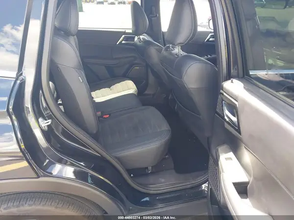 JA4J3VA82SZ015105 2025 MITSUBISHI OUTLANDER - Image 8