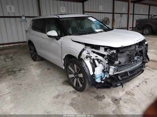 JA4J3VA82SZ019316 2025 MITSUBISHI OUTLANDER - Image 1