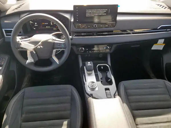JA4J3VA82SZ024130 2025 MITSUBISHI OUTLANDER - Image 8