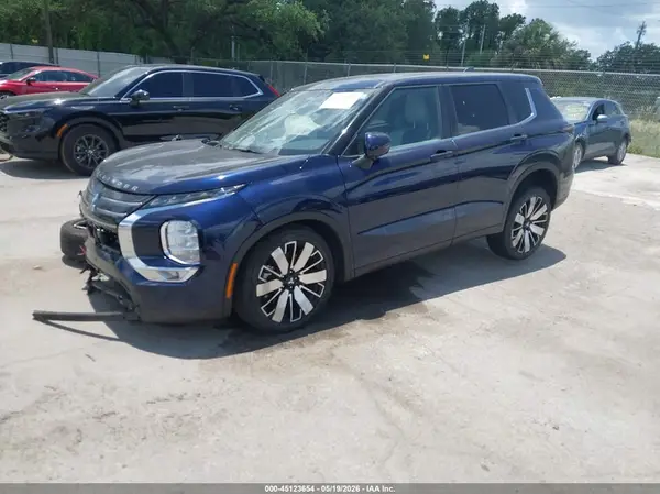 JA4J3VA82SZ057290 2025 MITSUBISHI OUTLANDER - Image 2