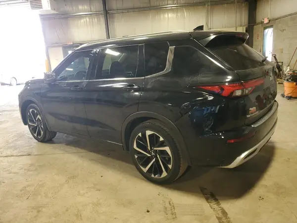JA4J3VA83NZ012900 2022 MITSUBISHI OUTLANDER - Image 2